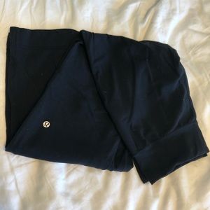 Black lululemon pants